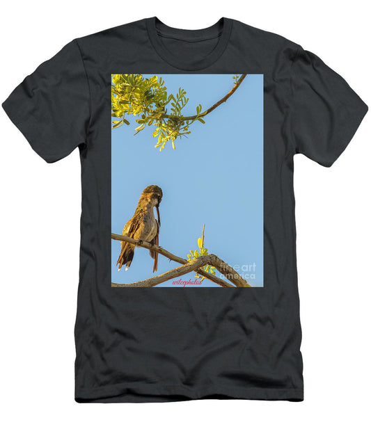 Preening Hummingbird - T-Shirt